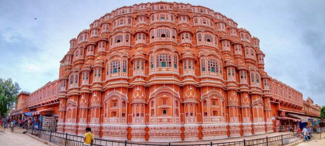 From Delhi: Private 2-Day Pink City Jaipur Overnight Tour - Itinerary