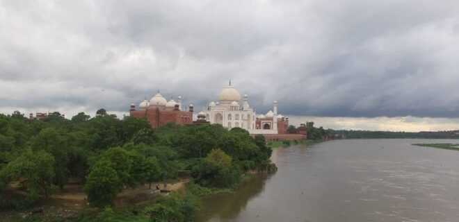 From Delhi: Private 2-Day Tour to Agra and Jaipur - Important Information