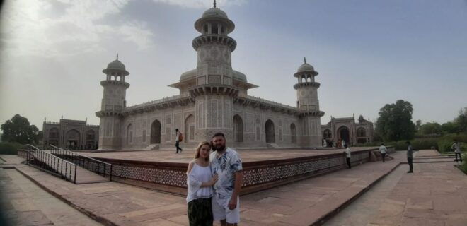 From Delhi: Private Agra Day Trip With Taj Mahal and Lunch - Booking Information