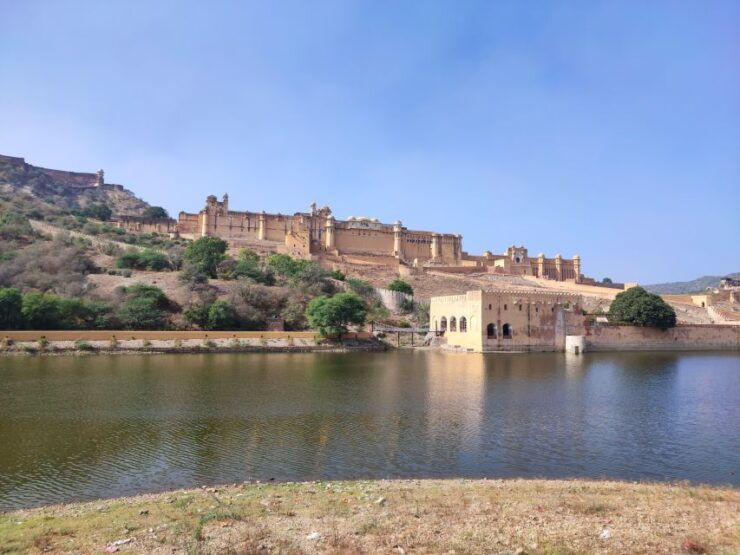 From Delhi: Private Jaipur, Amber Fort, and More Car Tour - Activity Details and Language Options