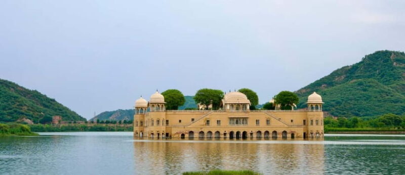 From Delhi: Private Jaipur Highlights Day Trip with Transfer - Returning to Delhi