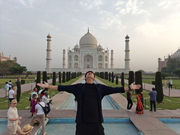 From Delhi: Private Layover Taj Mahal Day Tour By Car - The Sum Up