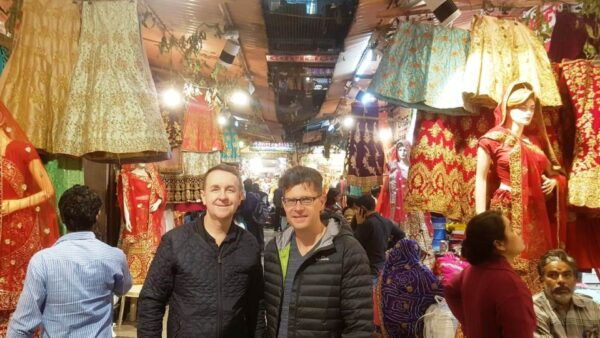 From Delhi: Private One Day Jaipur Tour - Group Size and Vehicle Arrangements