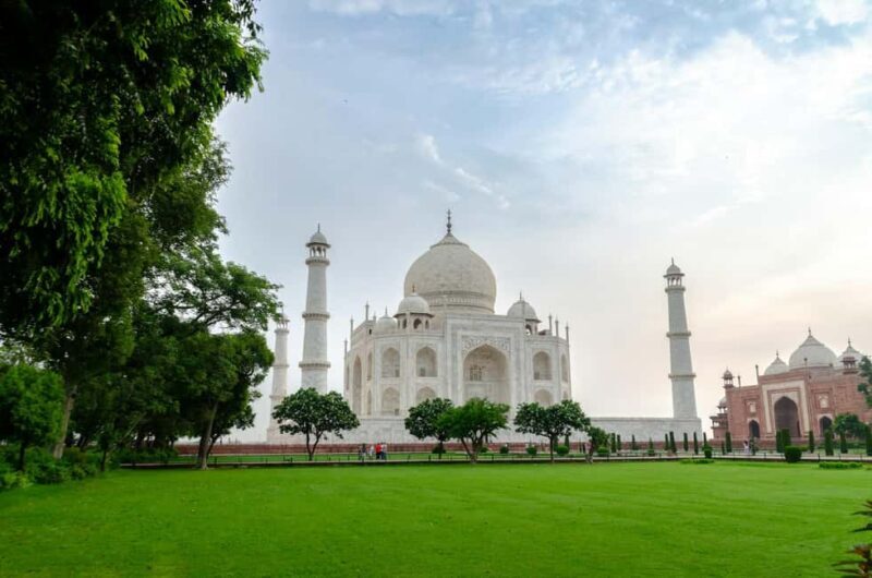 From Delhi: Private Taj Mahal & Agra Day Tour with Transfers - Who Would Love This Tour?