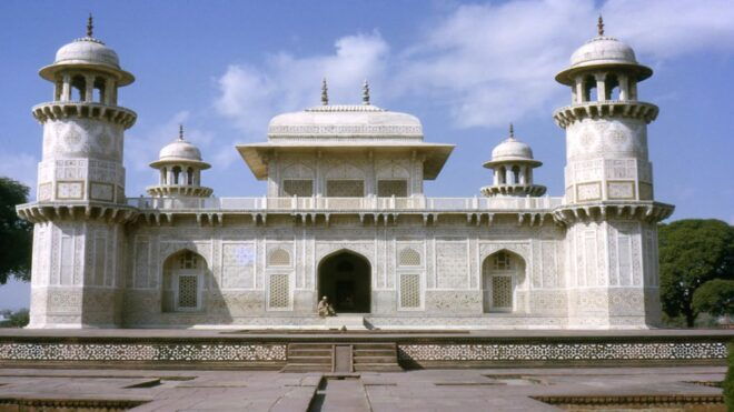 From Delhi: Private Taj Mahal & Agra Fort by Car - The Sum Up