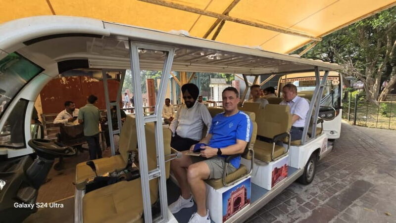 From Delhi: Private Taj Mahal & Agra Tour with 5*Hotel Meal - Practical Tips