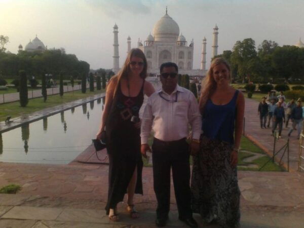 From Delhi: Private Taj Mahal and Agra Fort Day Trip by Car - Customer Reviews