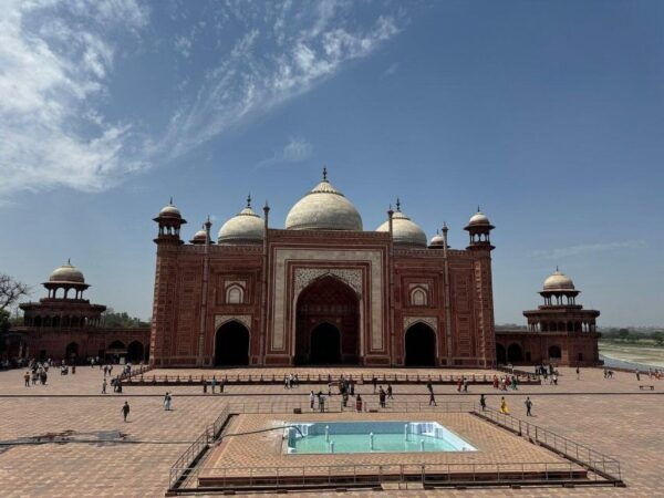 From Delhi: Private Taj Mahal Day Tour By Car and Driver - Important Information
