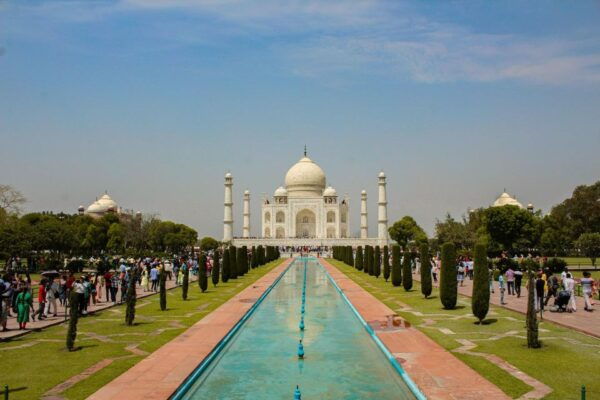 From Delhi: Private Tour to Taj Mahal and Agra Fort By Car - Customer Reviews