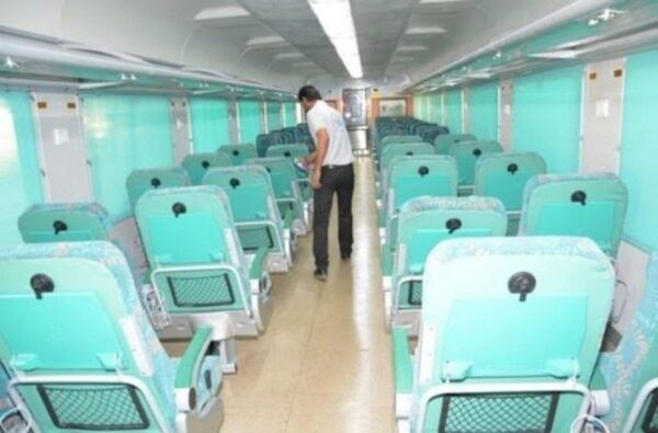 From Delhi: Same Day Taj Mahal Agra Tour by Gatimaan Express - Common Questions