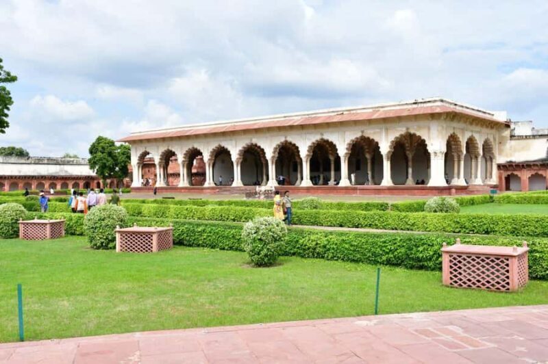 From Delhi: Same Day Taj Mahal Tour by Gatimaan Train - The Practicalities: What Makes This Tour Stand Out