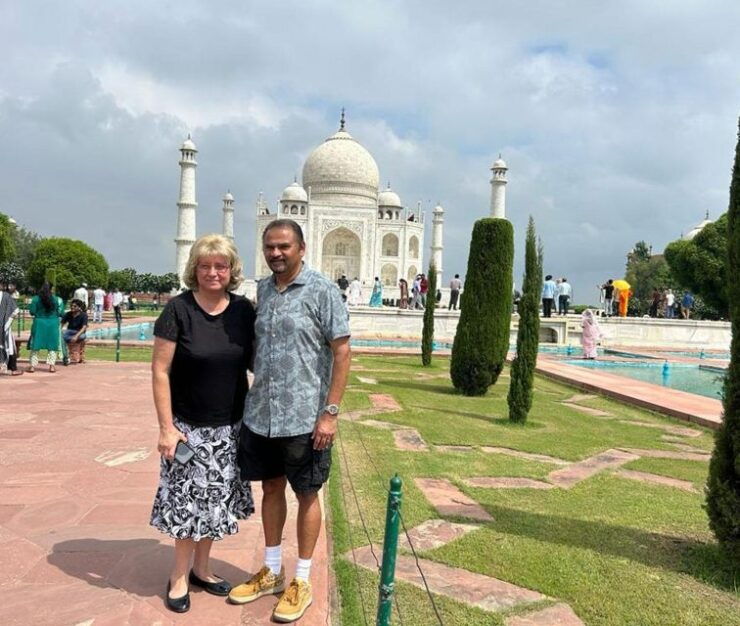 From Delhi: Same Day Taj Mahal Tour With Traditional Dress - Tour Details