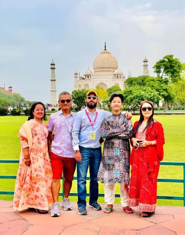 From Delhi: Skip-the-Line Taj Mahal & Agra Tour with 5*Lunch - Final Thoughts