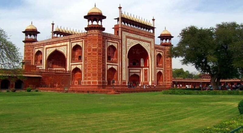 From Delhi: Sunrise Taj, Agra Fort & Baby Taj with Tuk-Tuk - Practical Considerations