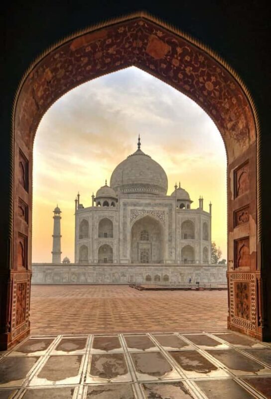 From Delhi: Sunrise Taj Mahal Agra Tour with Car & Guide - What Our Reviewers Say
