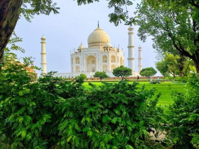 From Delhi: Taj Mahal & Agra City Tour By Gatiman Train - Customer Reviews