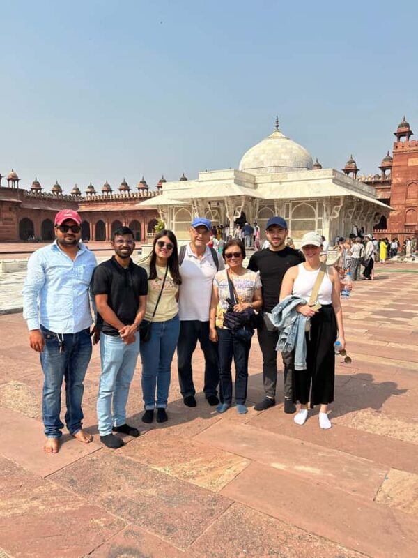 From Delhi: Taj Mahal & Agra City Tour with Fatehpur Sikri - What Makes This Tour Stand Out?