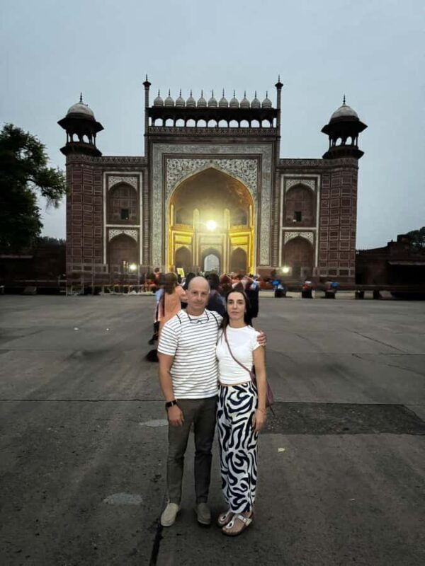 From Delhi: Taj Mahal & Agra City Tour with Tickets & Lunch - The Sum Up