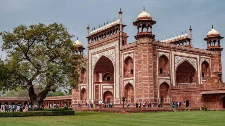From Delhi: Taj Mahal & Agra Day Trip by Car With Chauffeur - Activity Details