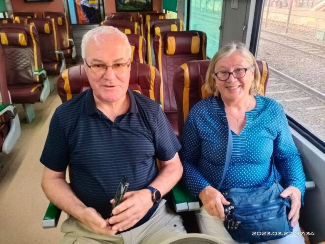 From Delhi: Taj Mahal, Agra Fort Day Tour by Superfast Train - Customer Reviews