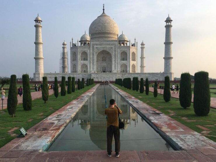 From Delhi: Taj Mahal, Agra Fort, Fatehpur Sikri Tour by Car - Tour Details