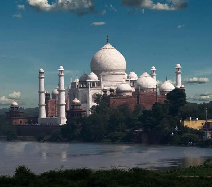 From Delhi: Taj Mahal, Agra & Mathura Tour by Car - Good To Know