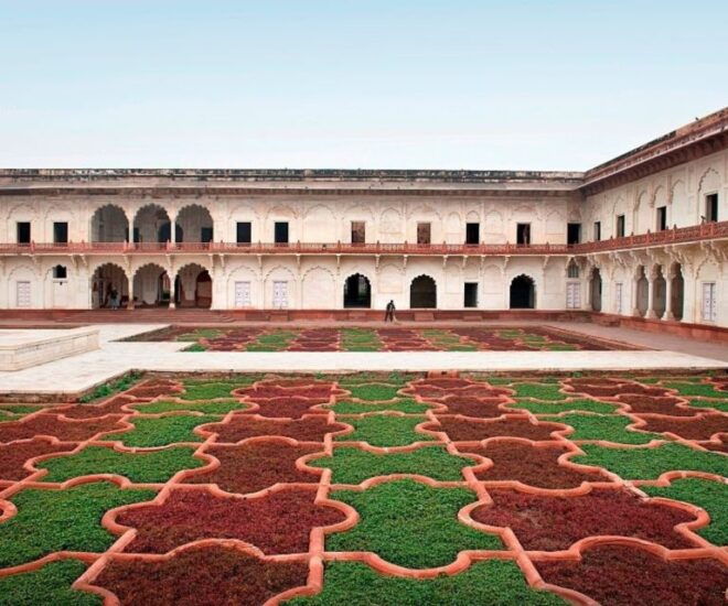 From Delhi: Taj Mahal & Agra Private Day Tour With Transfer - Additional Notes