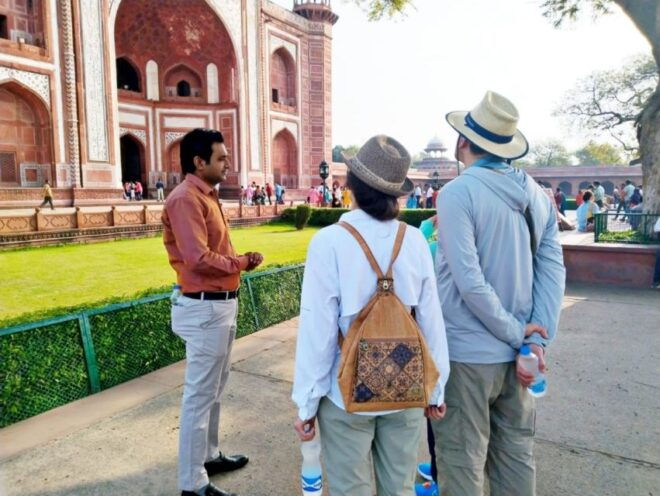 From Delhi: Taj Mahal & Agra Private Day Trip All-Inclusive - Languages and Pickup Locations