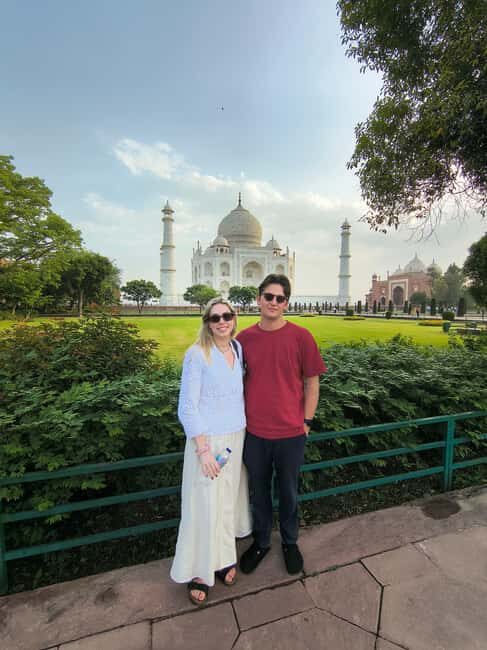 From Delhi : Taj Mahal & Agra Private Day Trip with 5* Meal - A Deep Dive into the Experience