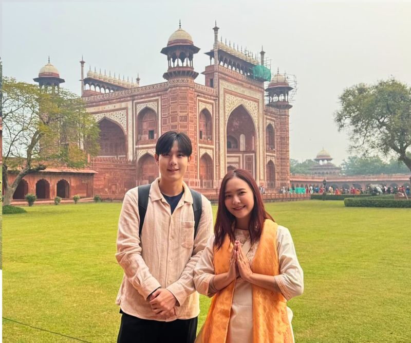 From Delhi: Taj Mahal & Agra Private Day Trip with Transfers - Should you book this Agra day trip?