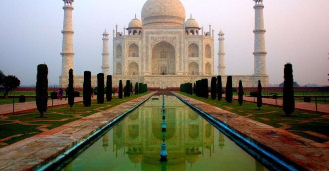 From Delhi: Taj Mahal & Agra Tour by Gatimaan Express Train - Full Description