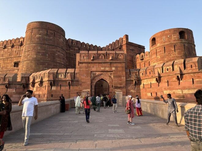 From Delhi : Taj Mahal and Agra Fort Tour By Private Car - Inclusions and Exclusions