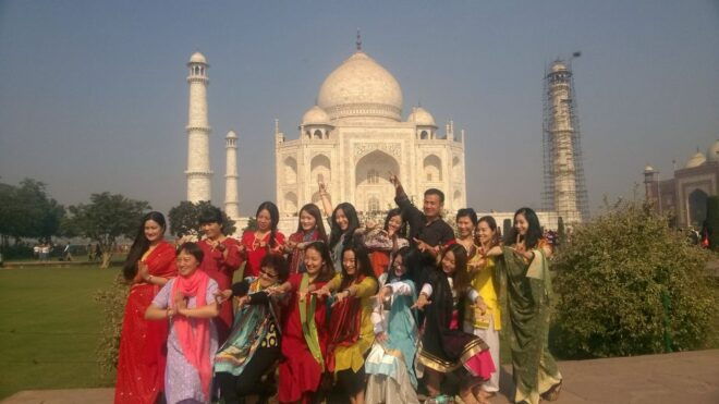 From Delhi : Taj Mahal and Agra Fort Tour By Private Car - Customer Review and Rating