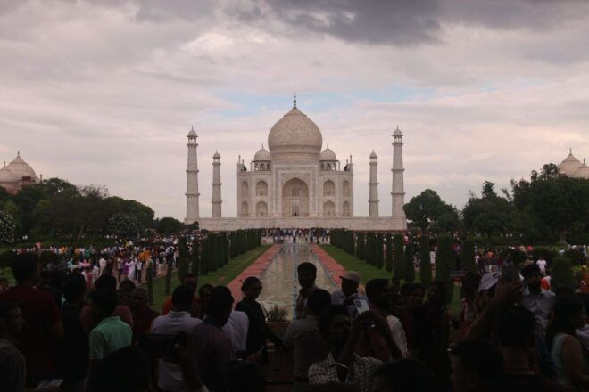 From Delhi: Taj Mahal and Agra Private Tour by Express Train - Experience Highlights