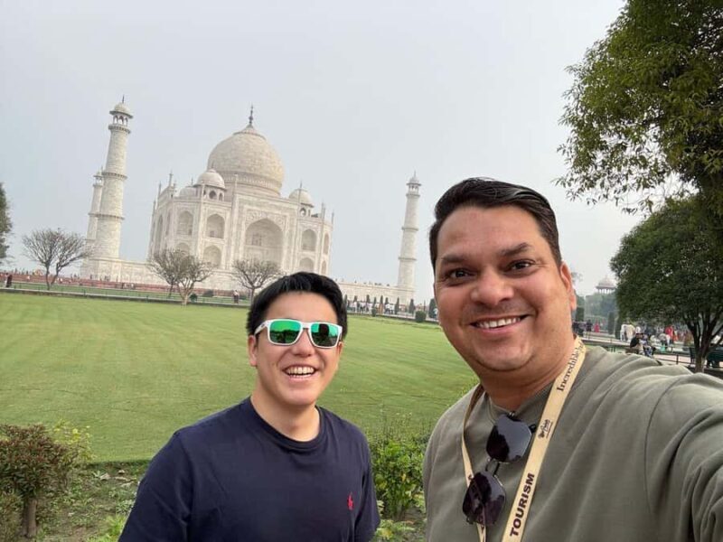 From Delhi Taj Mahal & full Day Agra Tour with 5 star lunch - Good To Know