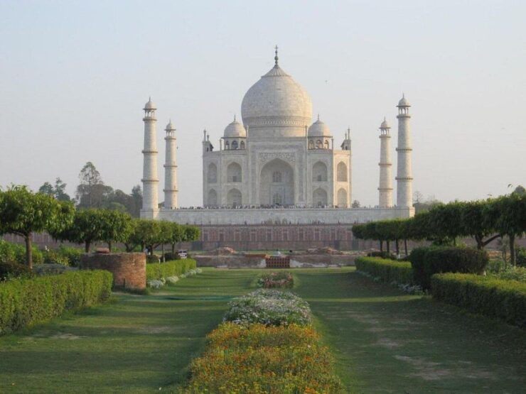 From Delhi:- Taj Mahal Private Guide Tour With Options - Highlights