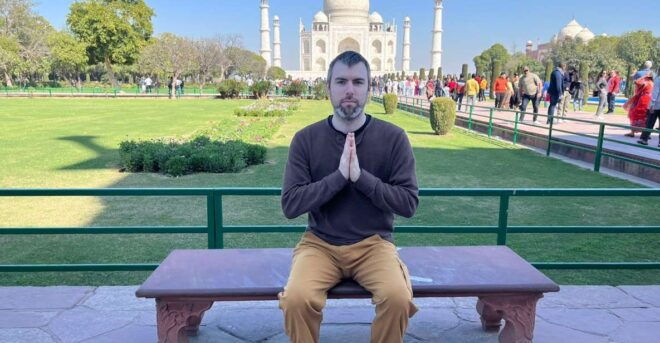 From Delhi: Taj Mahal Private Sunrise Tour & Fatehpur Sikri - Experience Itinerary