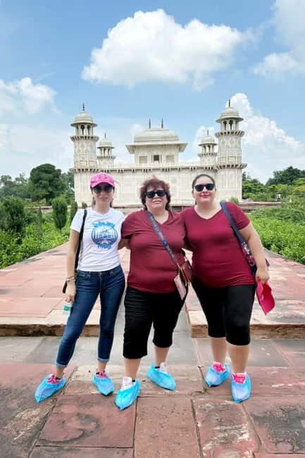From Delhi: Taj Mahal Sunrise & Agra Fort Day Tour - Practical Tips for Travelers