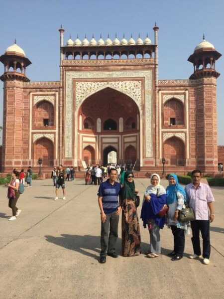 From Delhi: Taj Mahal Sunrise & Agra Tour by Car With Guide - Accessibility