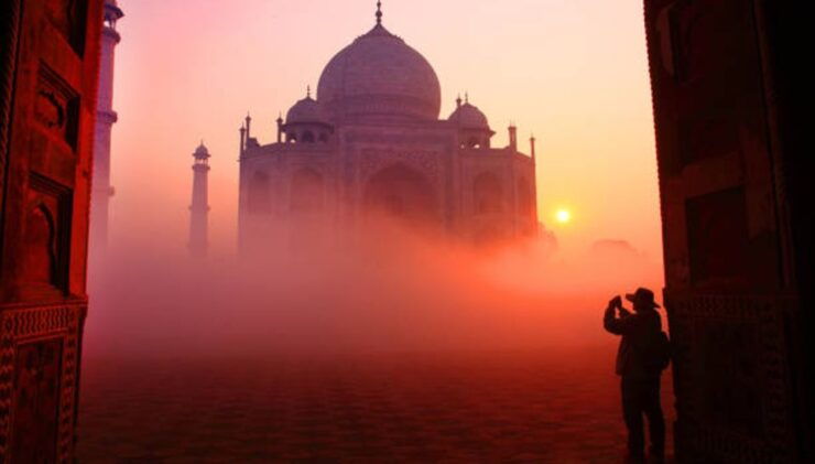 From Delhi: Taj Mahal Sunrise and Agra Fort Private Day Trip - Highlights of the Trip