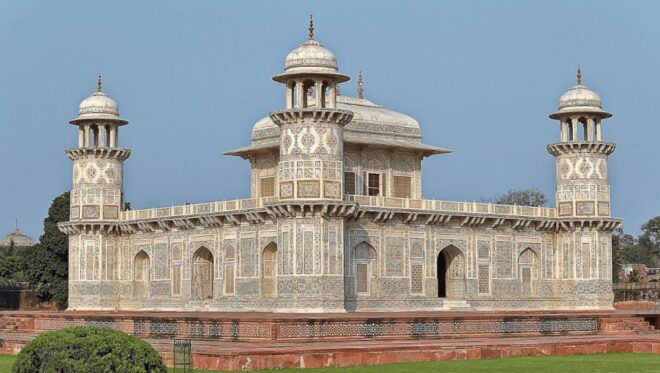 From Delhi: Taj Mahal Sunrise and Agra Fort Private Tour - Frequently Asked Questions