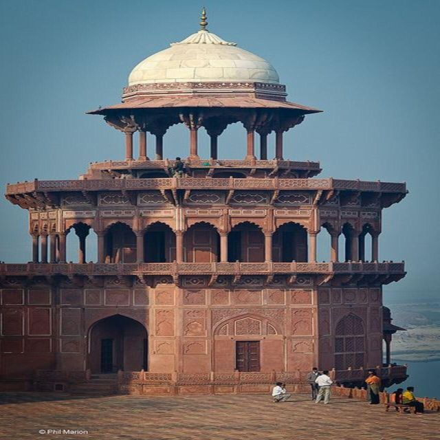 From Delhi: Taj Mahal Sunrise & Fatehpur Sekri Tour by Car. - Activity Description