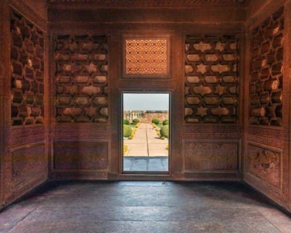 From Delhi: Taj Mahal Sunrise & Fatehpur Sekri Tour by Car. - The Sum Up