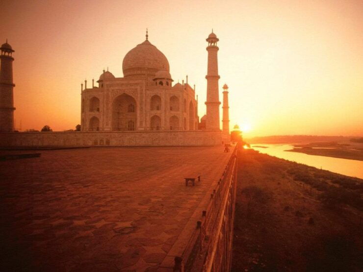 From Delhi: Taj Mahal Sunrise Tour By Car - Tour Details