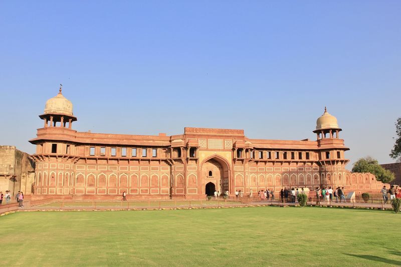 From Delhi: Taj Mahal Sunrise Tour with Elephant SOS Center - Agra Fort, a worthwhile counterpoint