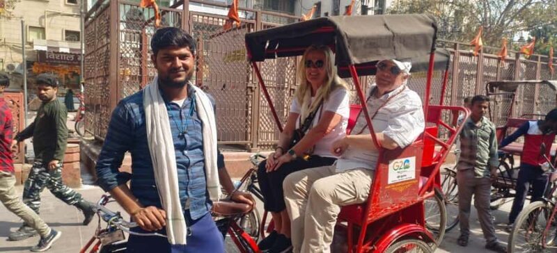 From Delhi: Taj Mahal Tour By Gatimaan Train with 5* Lunch - FAQ