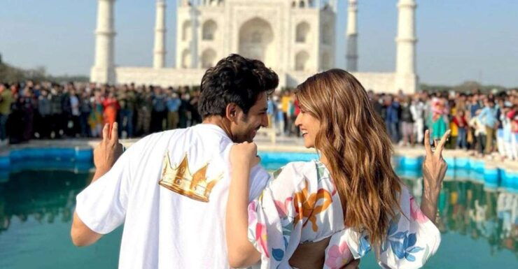 From Delhi: Taj Mahal Tour With Professional Photographer - Experience Highlights of the Tour