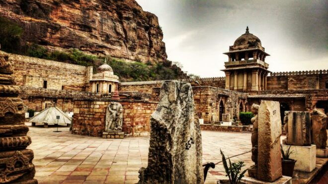 From Delhi: Tajmahal & Gwalior Private Tour by Gatiman Train - Traveler Reviews