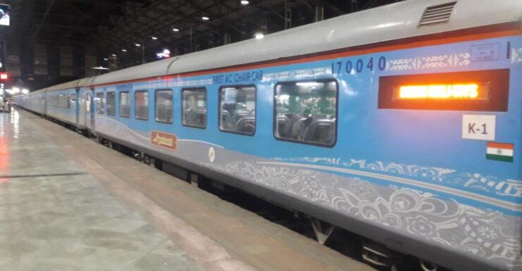 From Delhi: Tajmahal Tour by Gatimaan Express All Inclusive - Inclusions and Experiences