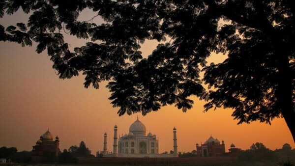 From Delhi: Tajmahal Tour by Gatimaan Express All Inclusive - Instructions and Restrictions